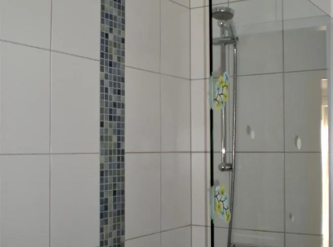 - Neubauer Διαμέρισμα